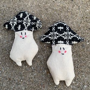 🖤Mushroom Hand Warmers🖤